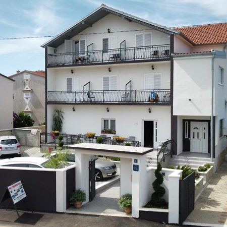 Bed & Breakfast Maki Biograd Na Moru Exterior photo