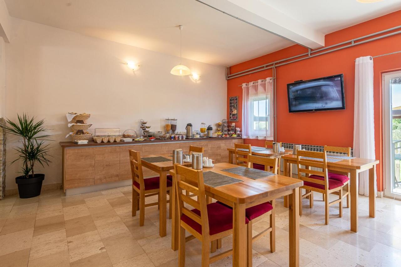 Bed & Breakfast Maki Biograd Na Moru Exterior photo