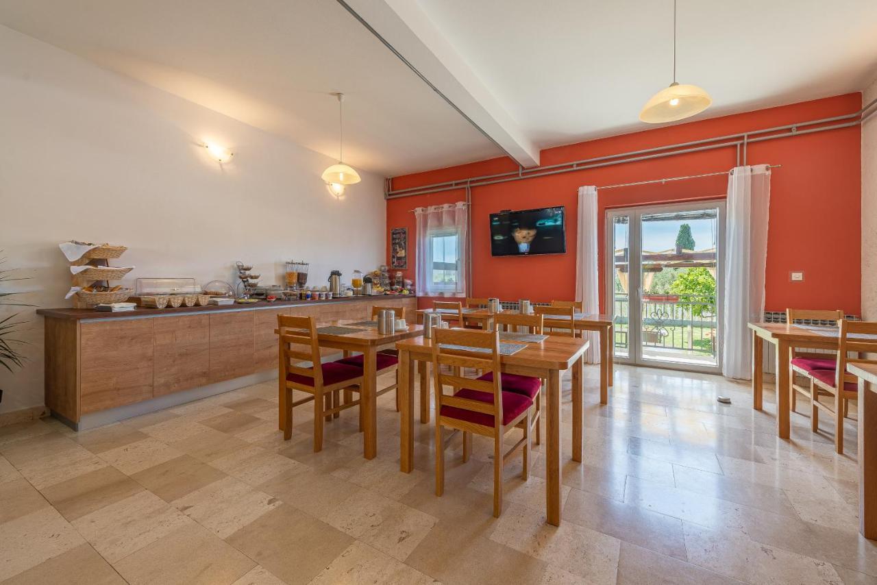 Bed & Breakfast Maki Biograd Na Moru Exterior photo