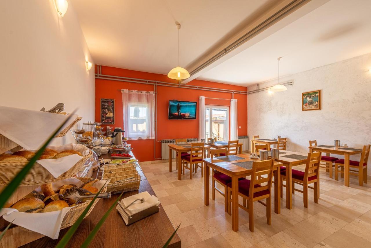Bed & Breakfast Maki Biograd Na Moru Exterior photo