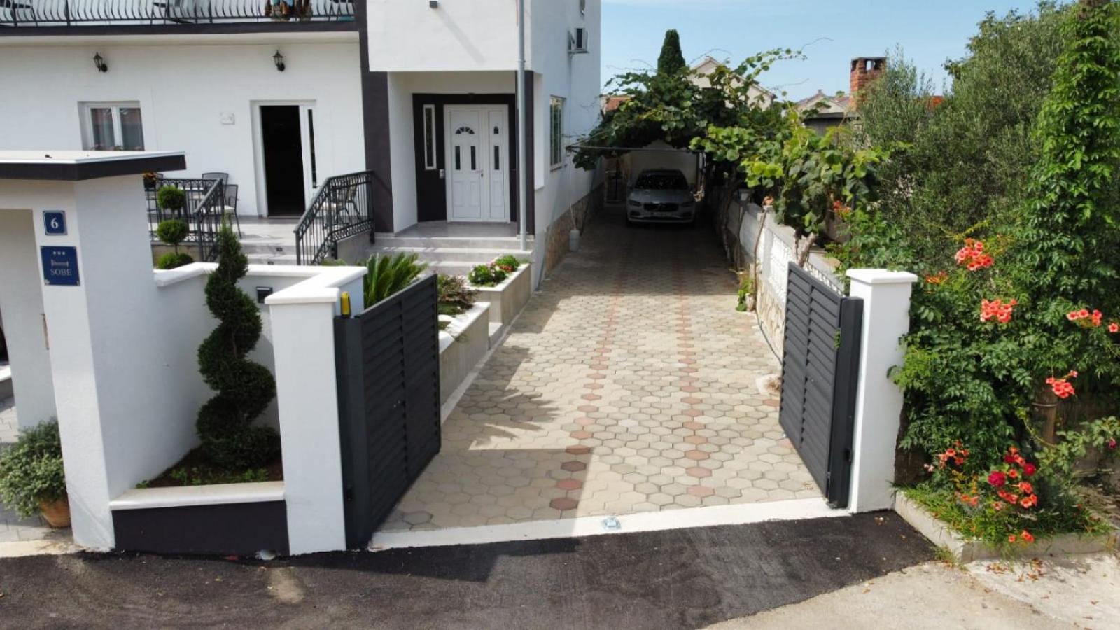 Bed & Breakfast Maki Biograd Na Moru Exterior photo